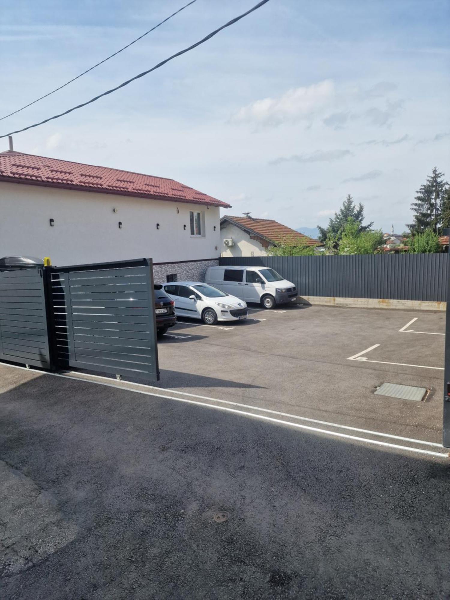 Apartments Natural And Bungalows 2 Сараево Экстерьер фото